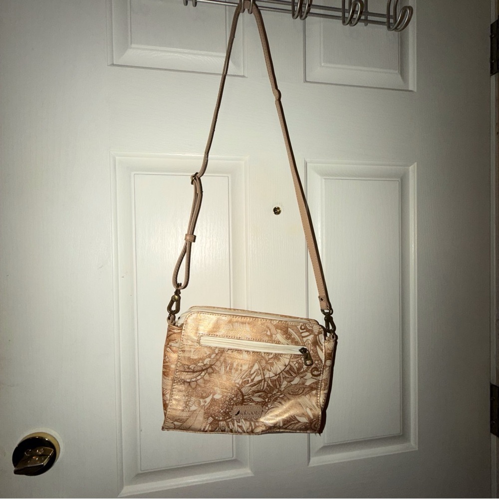 SacRoots copper creamy crossbody and wallet set